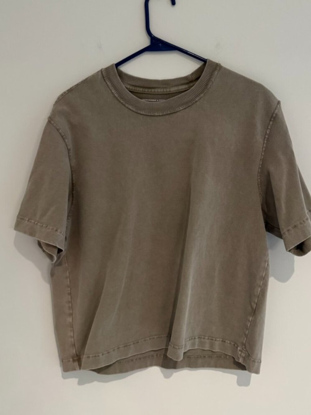 Abercrombie & Fitch Tan Boxy Cropped Shirt Size XS Like New